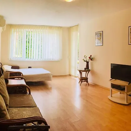 Marina Panorama Grand Private 公寓 *